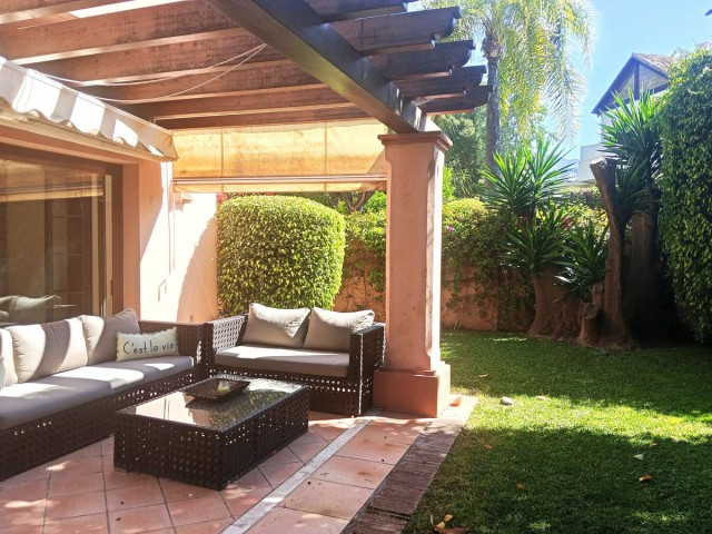 3 Bedrooms Townhouse in Marbella