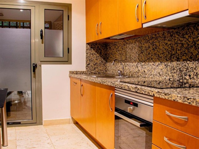 2 Bedrooms Apartment in Estepona