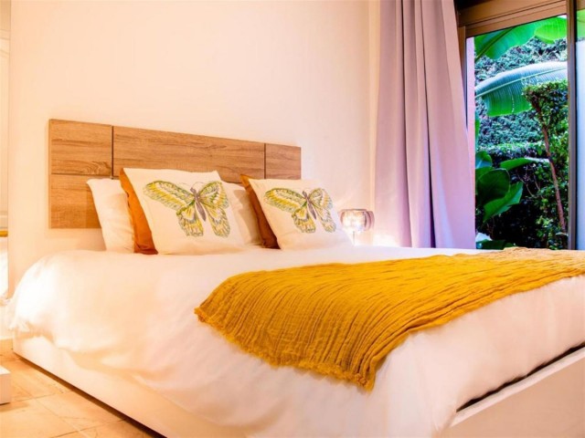 2 Bedrooms Apartment in Estepona