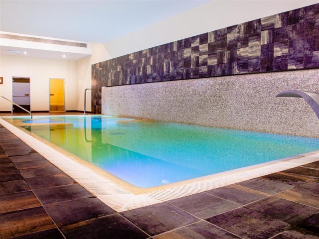 2 Bedrooms Apartment in Estepona