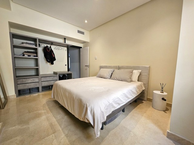 3 Bedrooms Apartment in Puerto Banús
