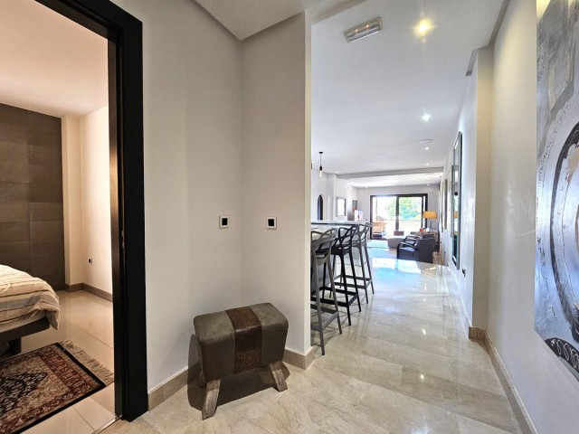 3 Bedrooms Apartment in Puerto Banús