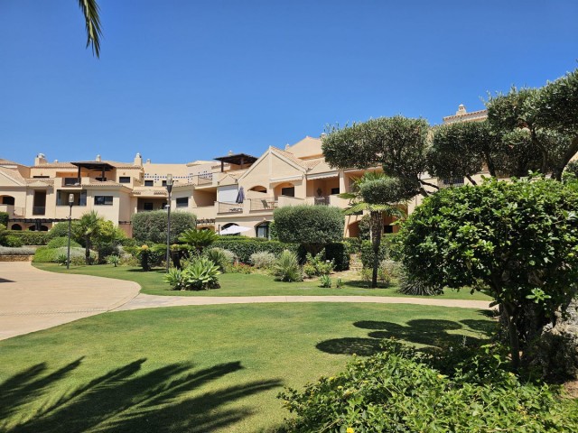 3 Bedrooms Apartment in Puerto Banús