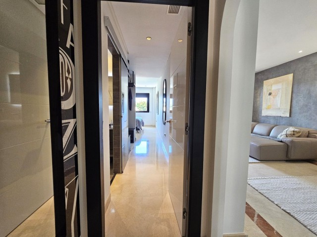 3 Schlafzimmer Apartment in Puerto Banús