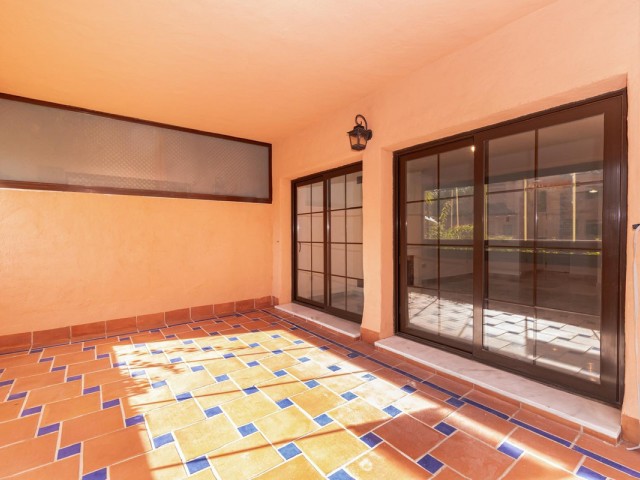 Apartment, Hacienda del Sol, R5234881
