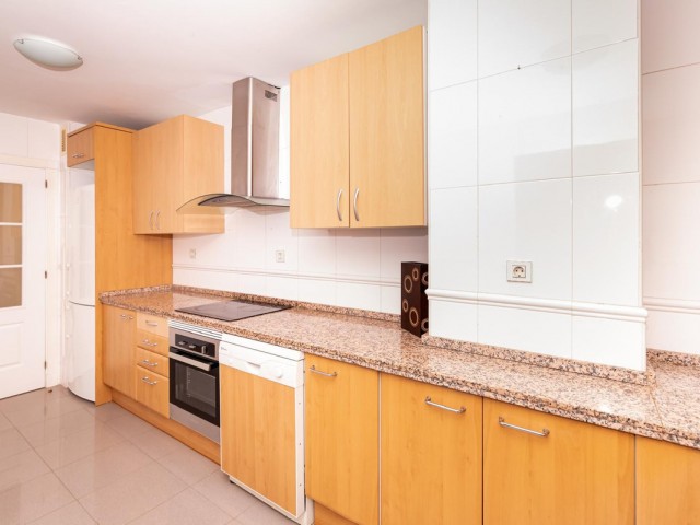 Apartment, Hacienda del Sol, R5234881