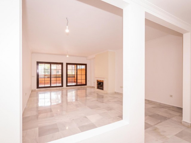 4 Schlafzimmer Apartment in Hacienda del Sol