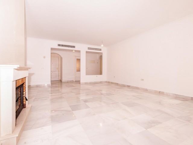 4 Schlafzimmer Apartment in Hacienda del Sol