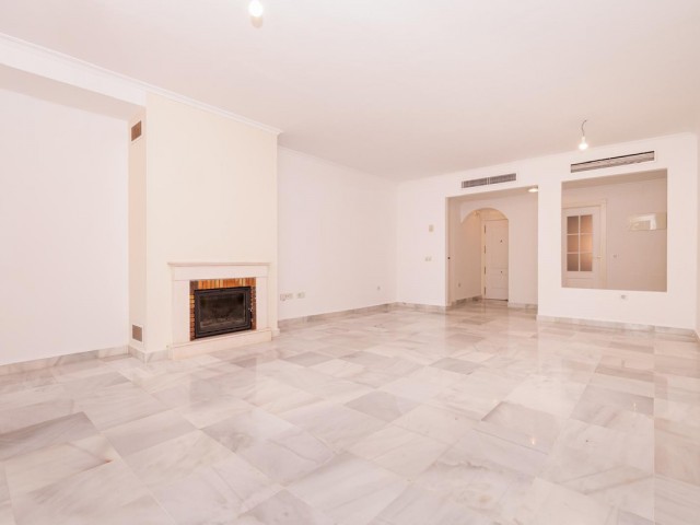 4 Schlafzimmer Apartment in Hacienda del Sol