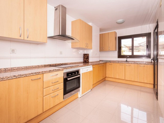 Appartement, Hacienda del Sol, R5234881