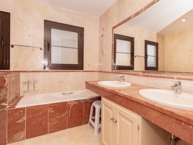 4 Slaapkamer Appartement in Hacienda del Sol