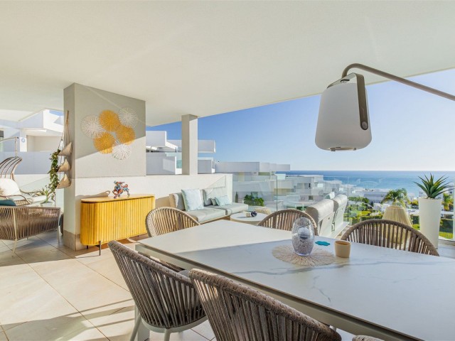 2 Bedrooms Apartment in Manilva