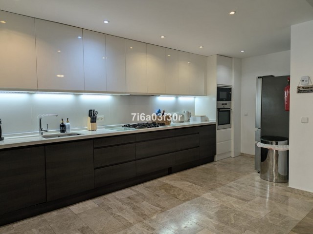 3 Schlafzimmer Apartment in San Pedro de Alcántara