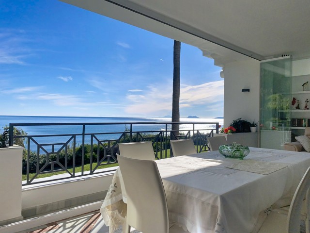 2 Schlafzimmer Apartment in Estepona