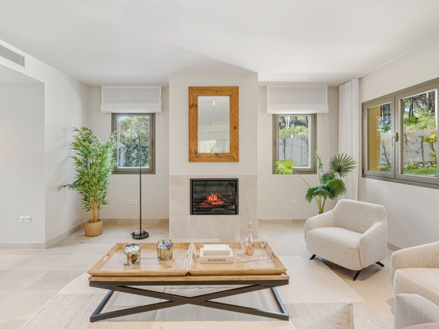 5 Bedrooms Villa in Hacienda Las Chapas