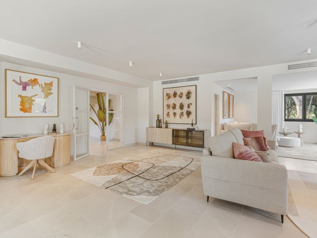 5 Bedrooms Villa in Hacienda Las Chapas