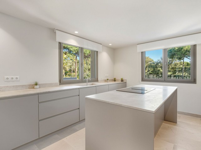 5 Bedrooms Villa in Hacienda Las Chapas