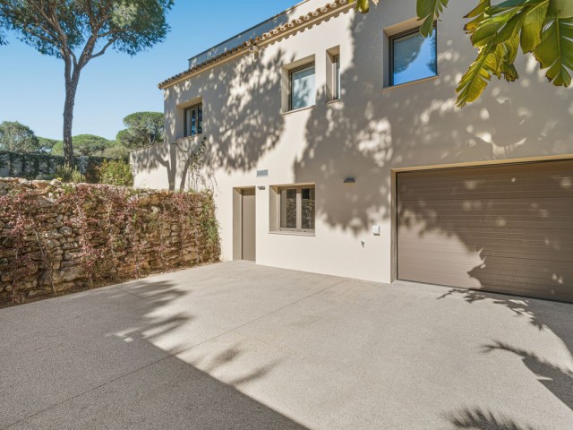 5 Bedrooms Villa in Hacienda Las Chapas