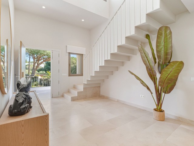 5 Bedrooms Villa in Hacienda Las Chapas