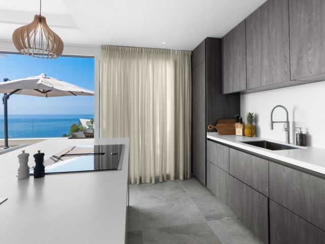 Penthouse avec 3 Chambres  à Benalmadena