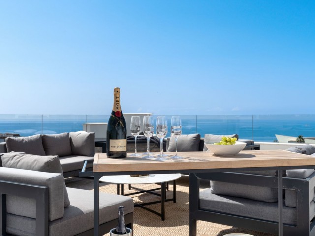 Penthouse avec 3 Chambres  à Benalmadena