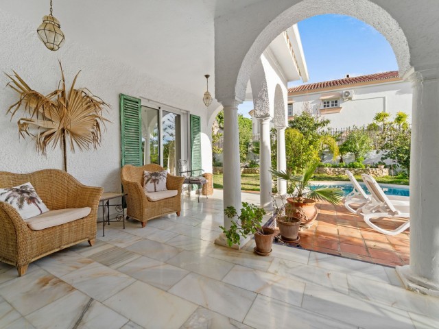 4 Bedrooms Villa in Mijas