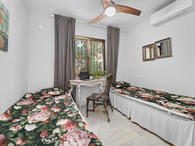 4 Bedrooms Villa in Mijas