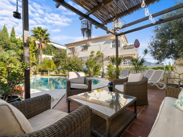 4 Bedrooms Villa in Mijas