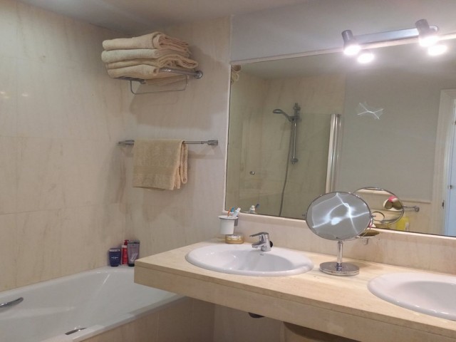 3 Schlafzimmer Reihenhaus in Guadalmina Baja