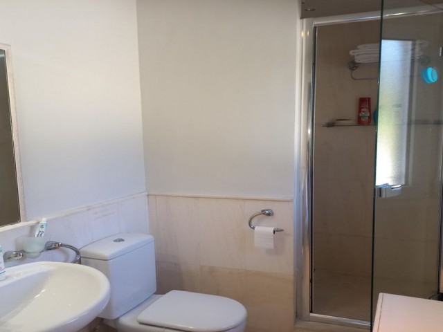 3 Schlafzimmer Reihenhaus in Guadalmina Baja