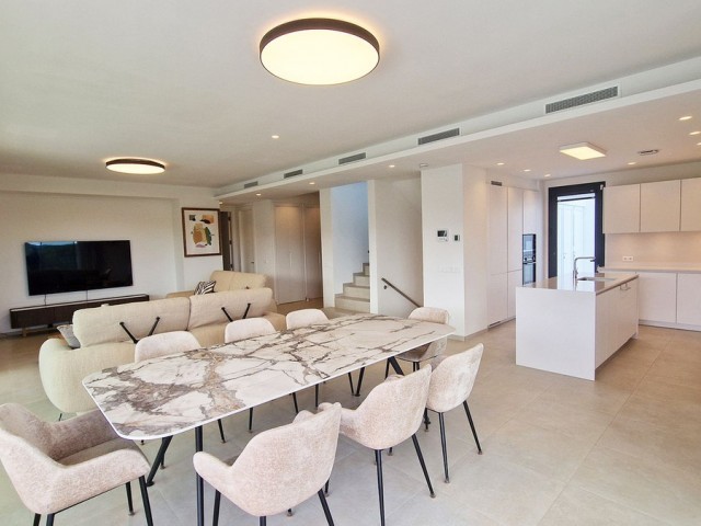 Villa avec 4 Chambres  à La Cala Golf