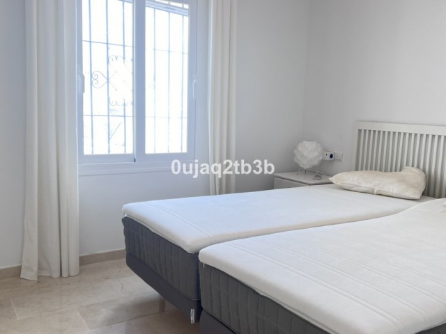 4 Soveroms Leilighet i Nueva Andalucía