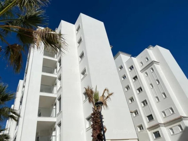 3 Bedrooms Apartment in Estepona