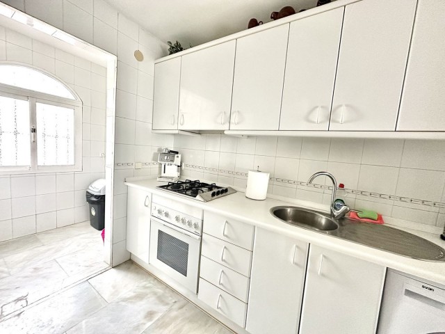 4 Bedrooms Townhouse in Calahonda