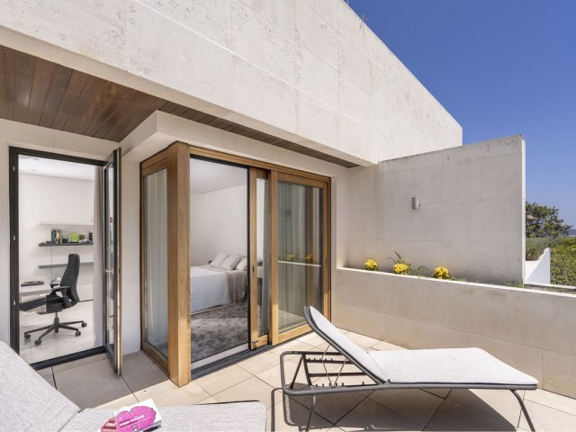 5 Bedrooms Townhouse in Sotogrande