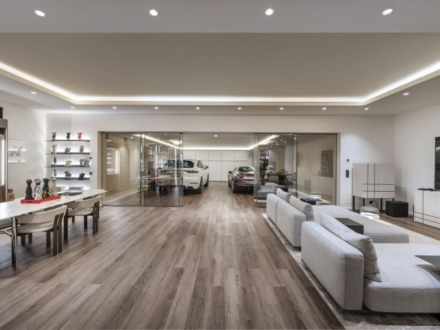 5 Bedrooms Townhouse in Sotogrande