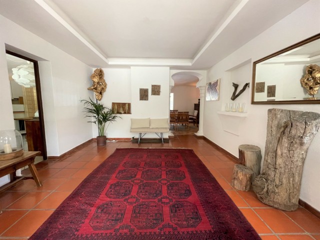 7 Bedrooms Villa in Mijas