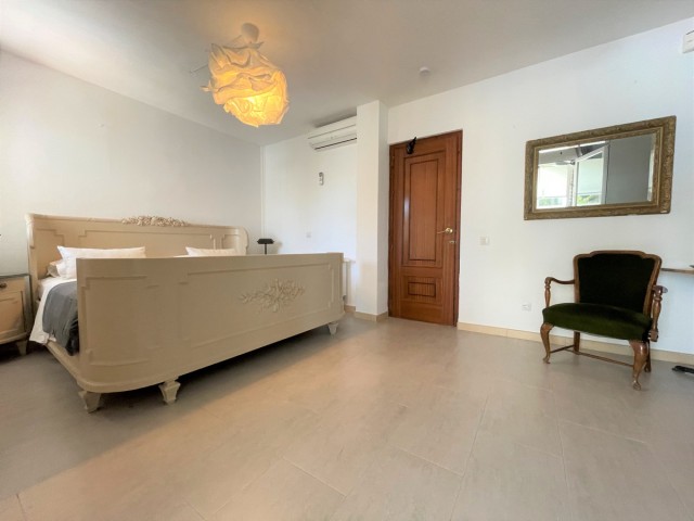 7 Bedrooms Villa in Mijas