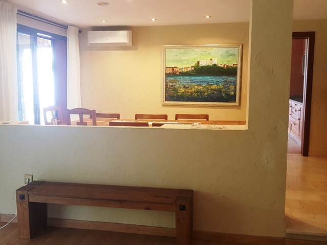 5 Makuuhuoneen Huvila Elviria
