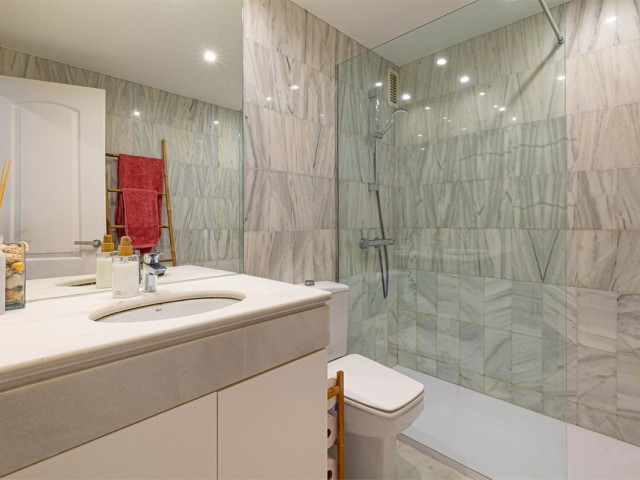 2 Bedrooms Apartment in Estepona