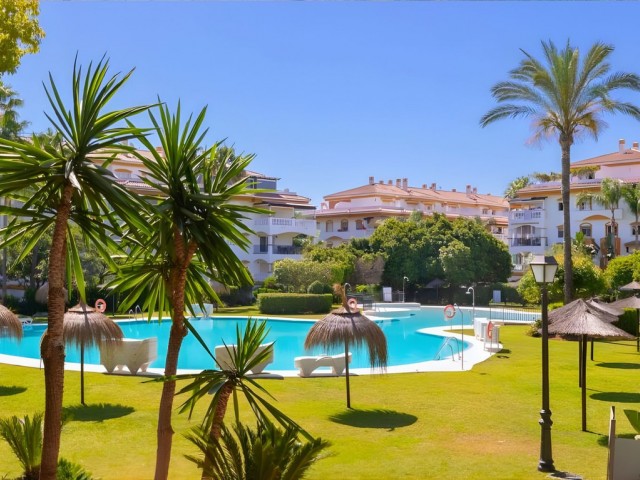 Apartment, Puerto Banús, R5249335