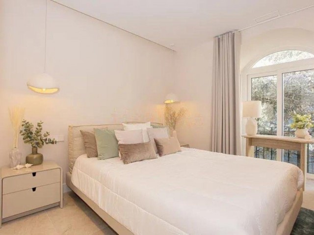 4 Bedrooms Apartment in Nueva Andalucía