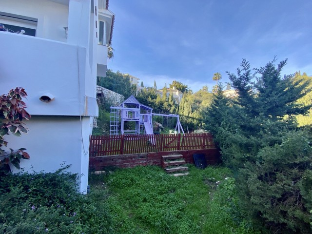 5 Bedrooms Villa in Calahonda