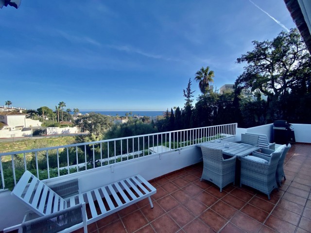 5 Bedrooms Villa in Calahonda