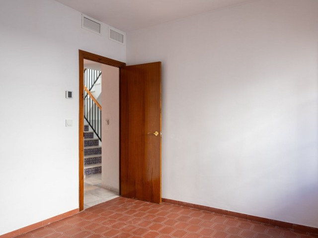 5 Makuuhuoneen Rivitalo Estepona