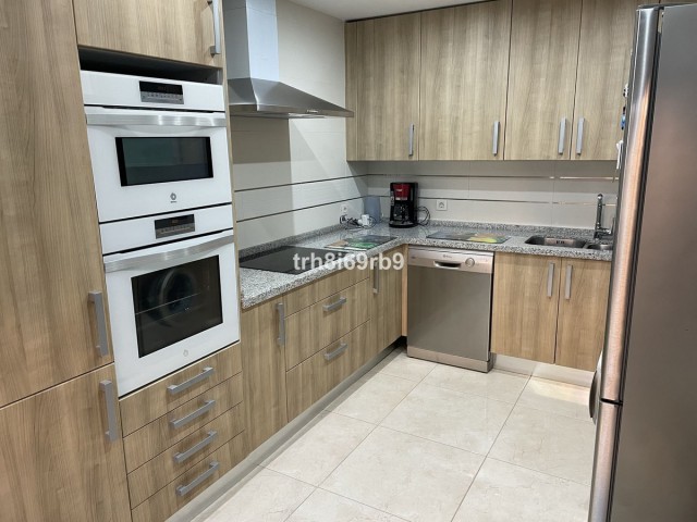 3 Bedrooms Villa in Estepona