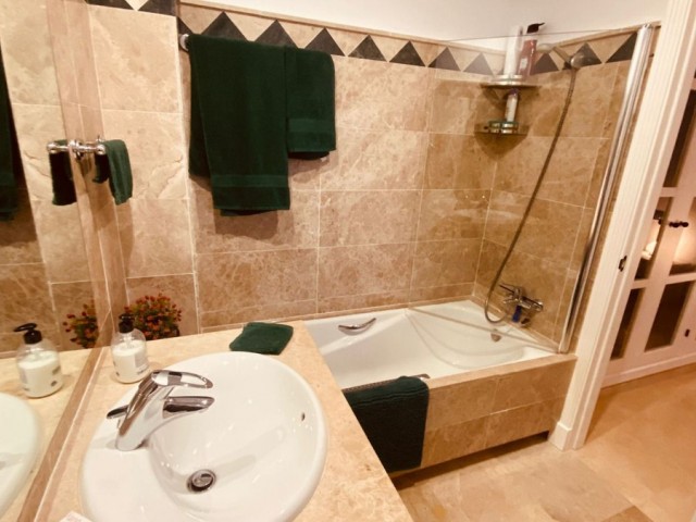 3 Schlafzimmer Apartment in San Roque Club