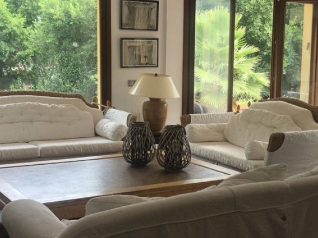 4 Soveroms Villa i San Roque