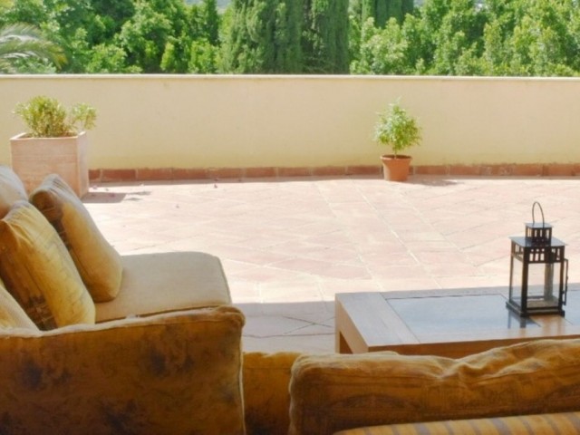 4 Schlafzimmer Villa in San Roque