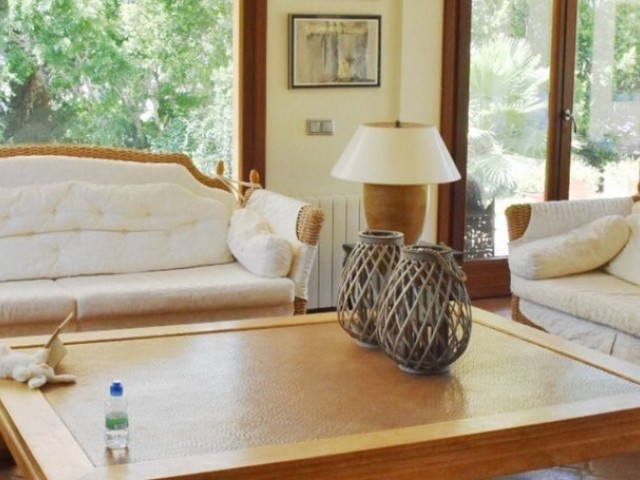 4 Schlafzimmer Villa in San Roque